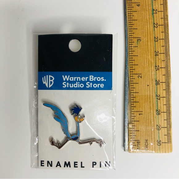 Vintage 2000 Warner Brothers Roadrunner Enamel Pin Main Loony Tunes Character - Picture 2 of 5